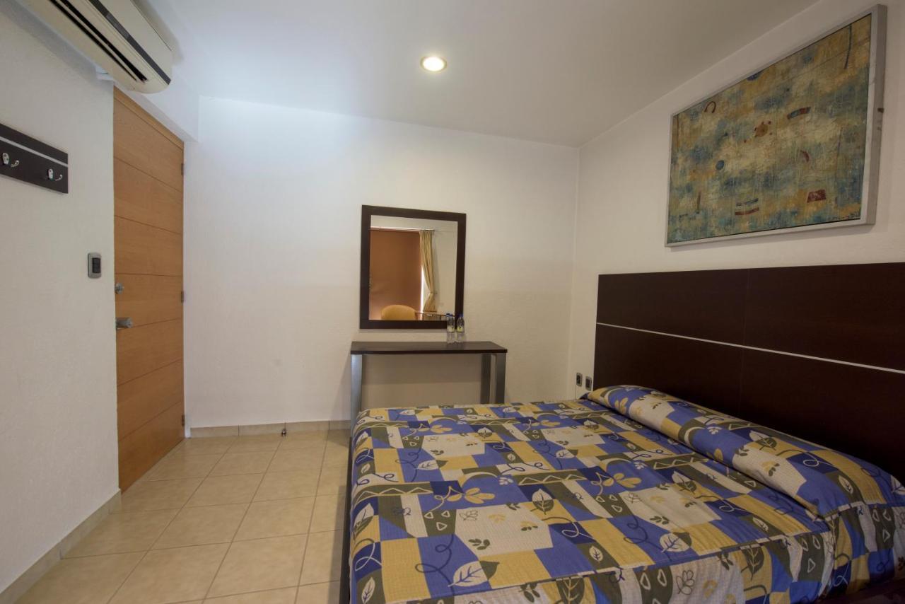 Hotel Oaxaca Inn Express Екстер'єр фото