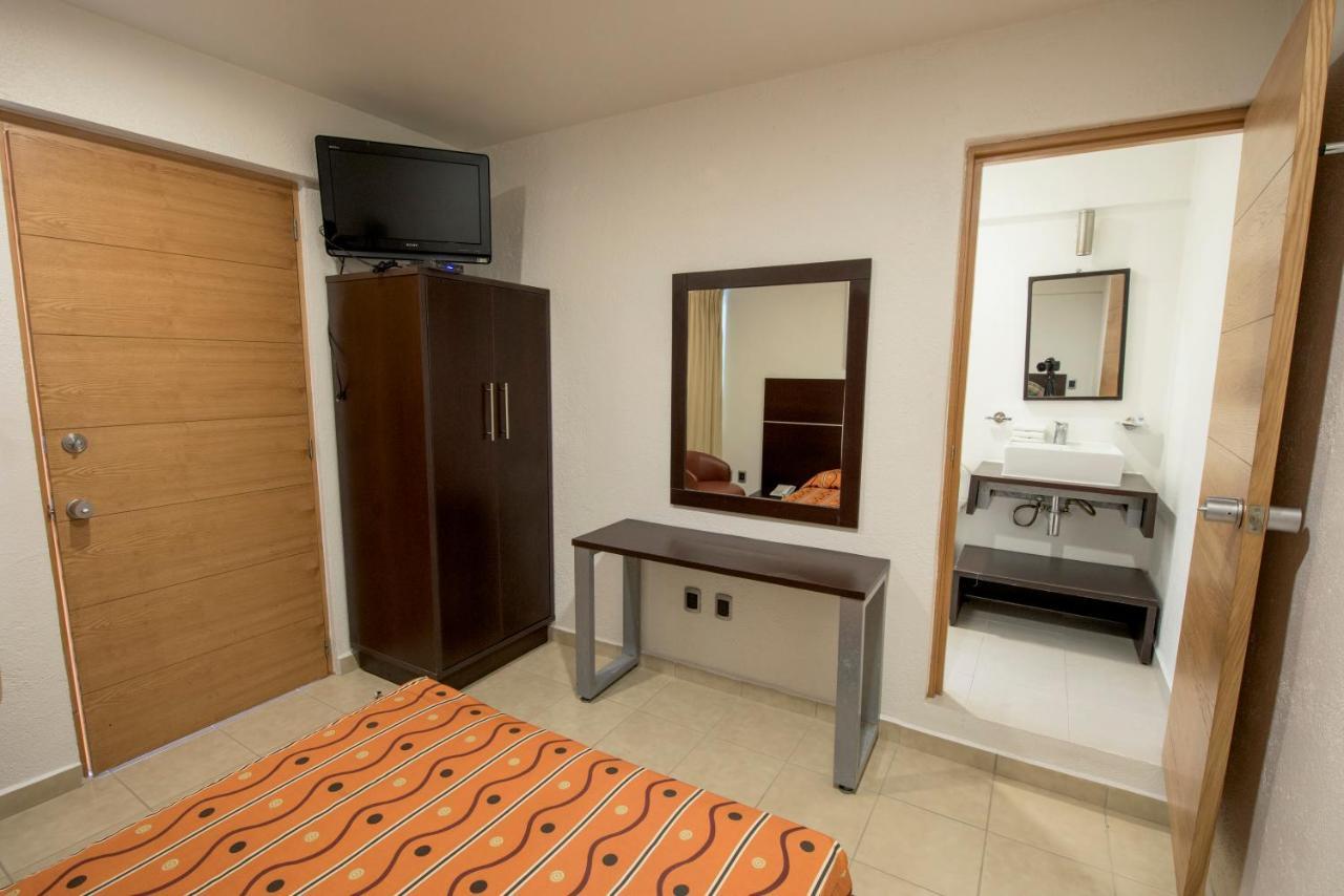 Hotel Oaxaca Inn Express Екстер'єр фото